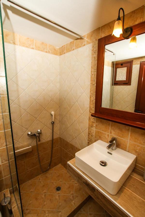 Xenonas Apollon Aparthotel Sarti Exteriör bild